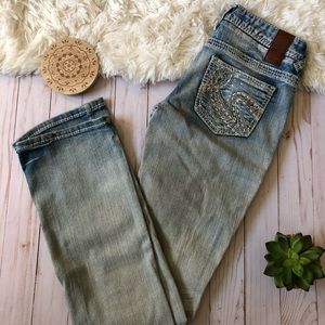 Vanity Light Wash Jeans Straight Leg